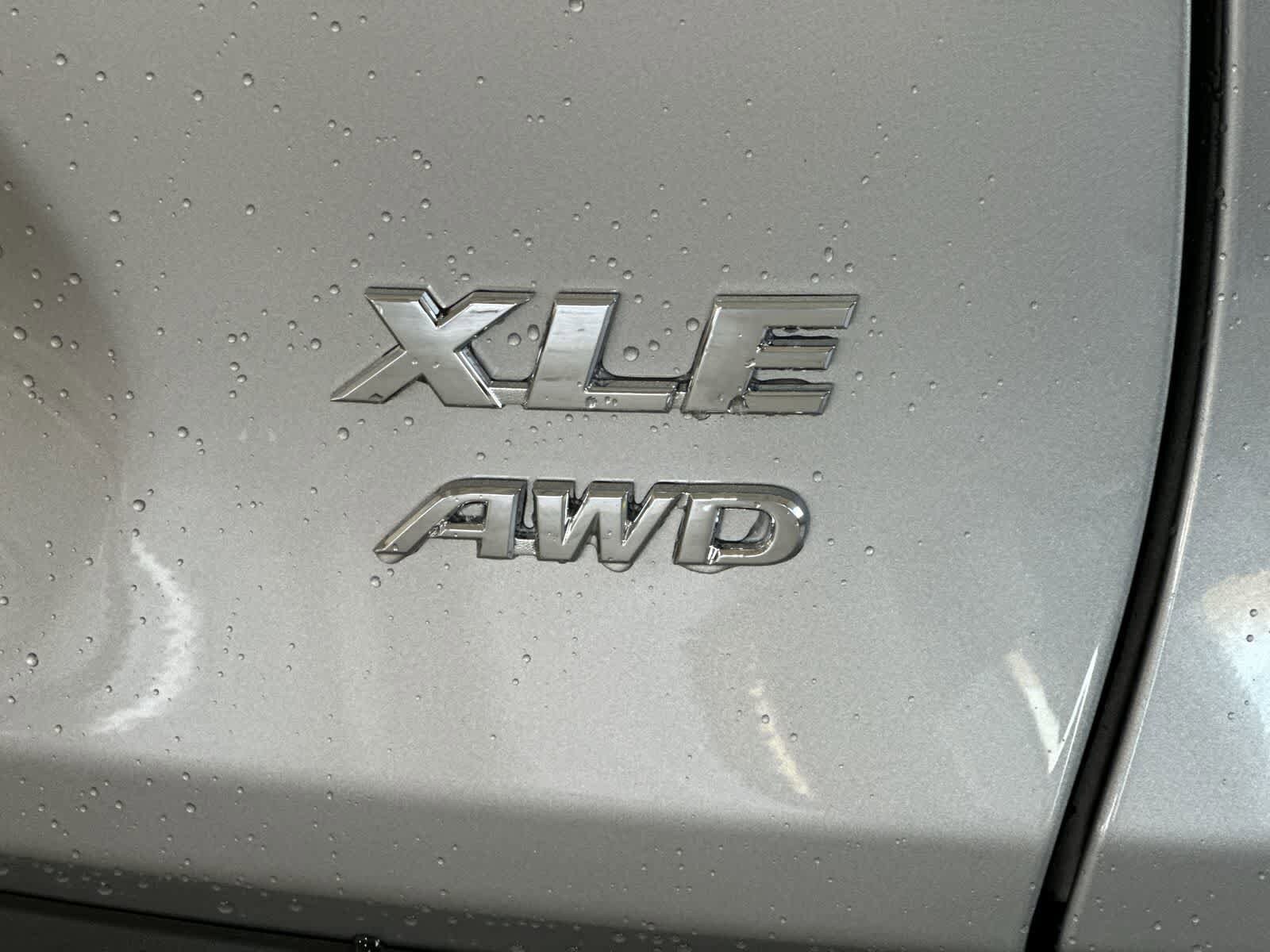 Thumbnail: 2025 Toyota RAV4 - 10