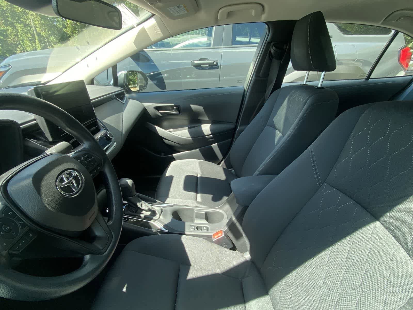 Thumbnail: 2025 Toyota Corolla - 8
