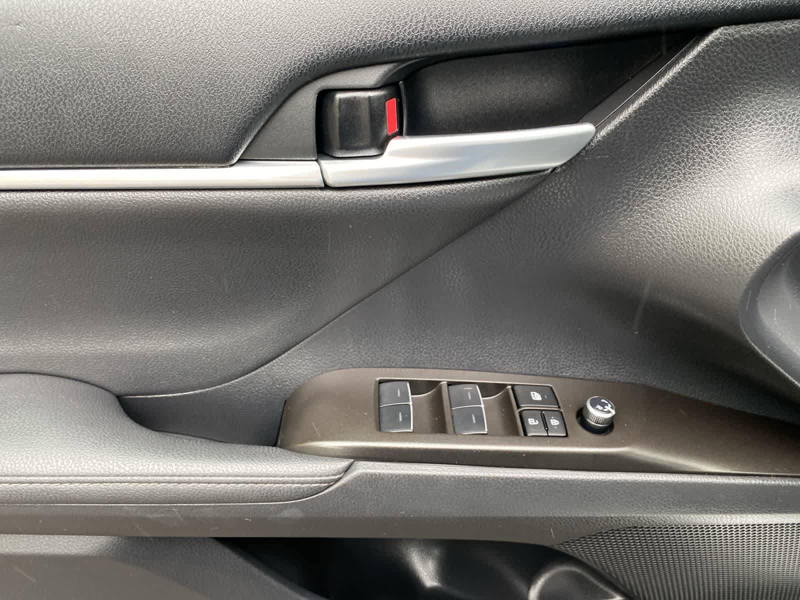 Thumbnail: 2024 Toyota Camry - 18