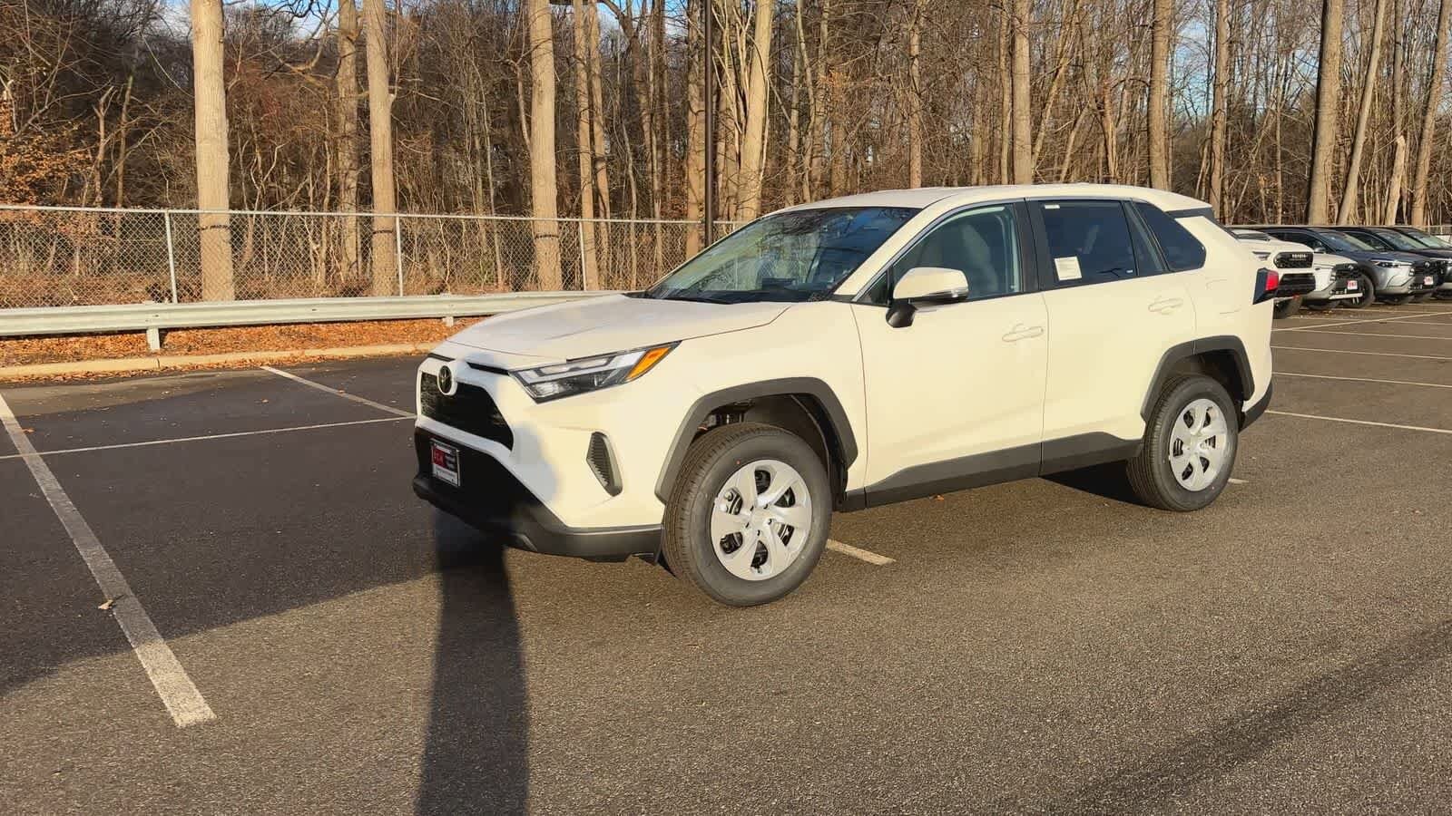 Thumbnail: 2025 Toyota RAV4 - 4