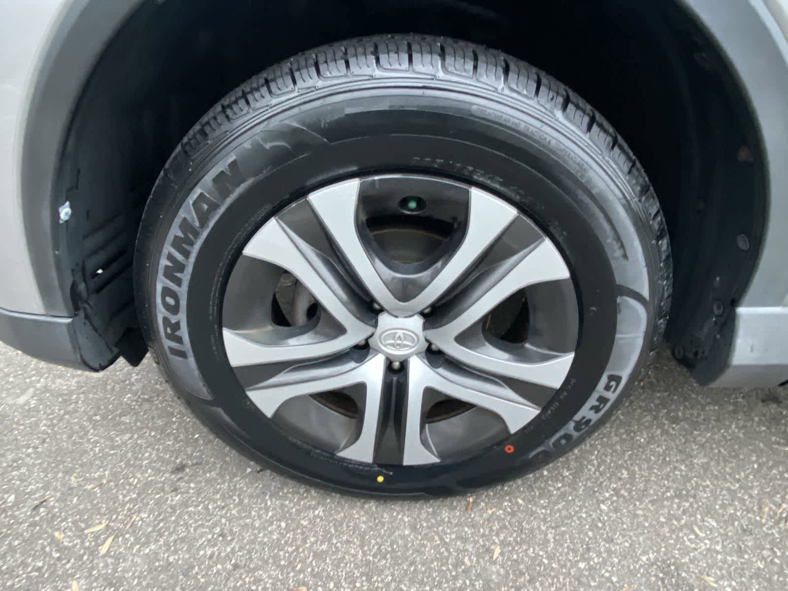 Thumbnail: 2016 Toyota RAV4 - 17