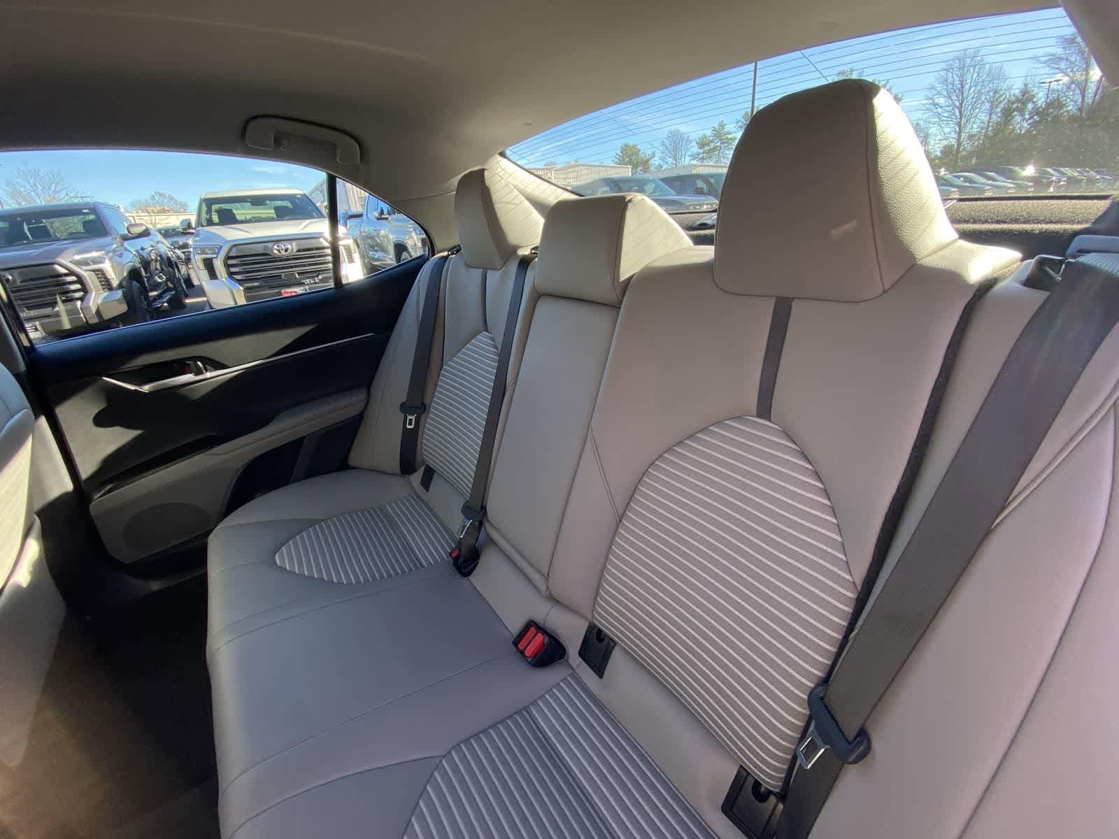 Thumbnail: 2023 Toyota Camry - 28