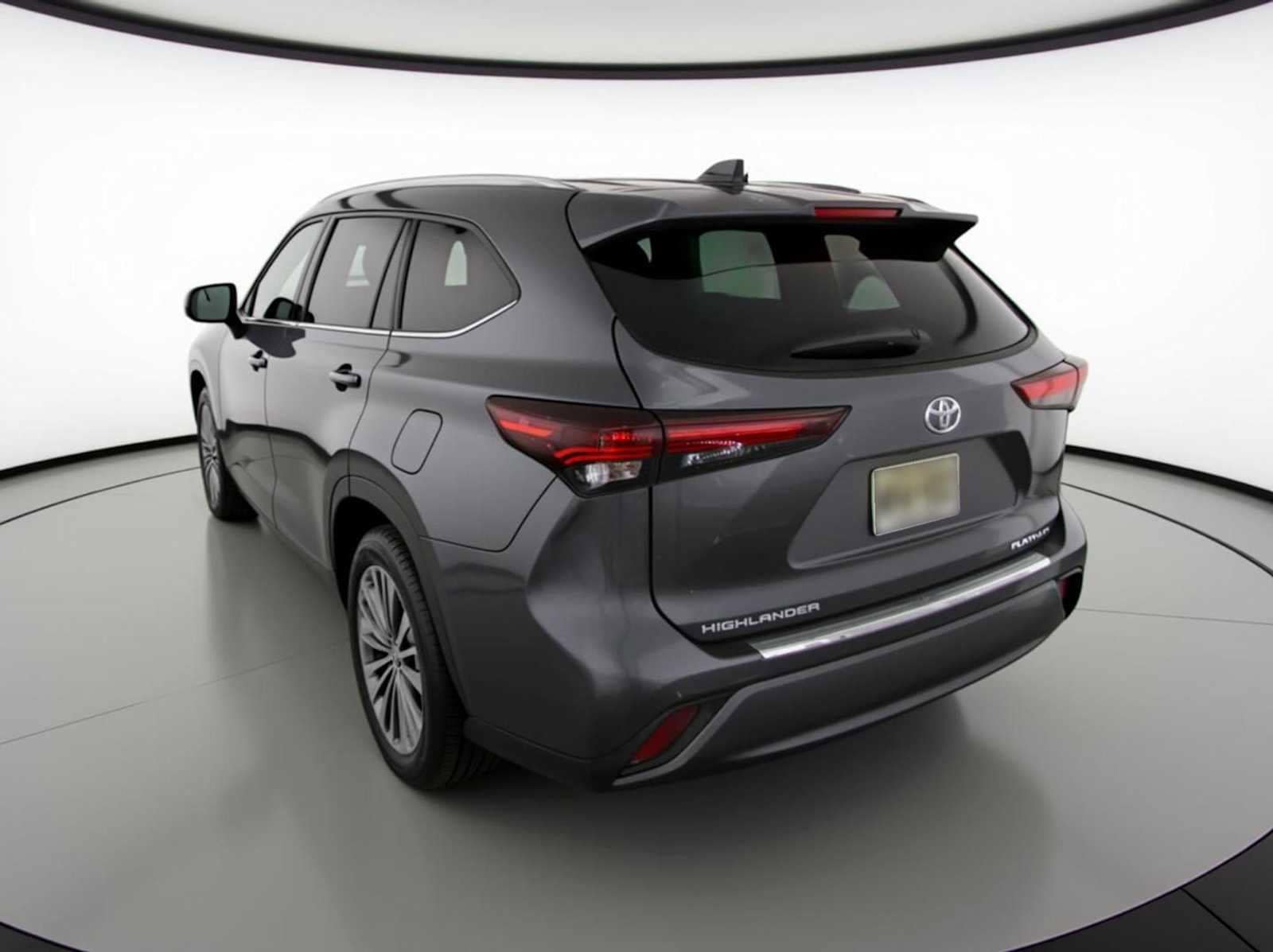 Thumbnail: 2025 Toyota Highlander - 2