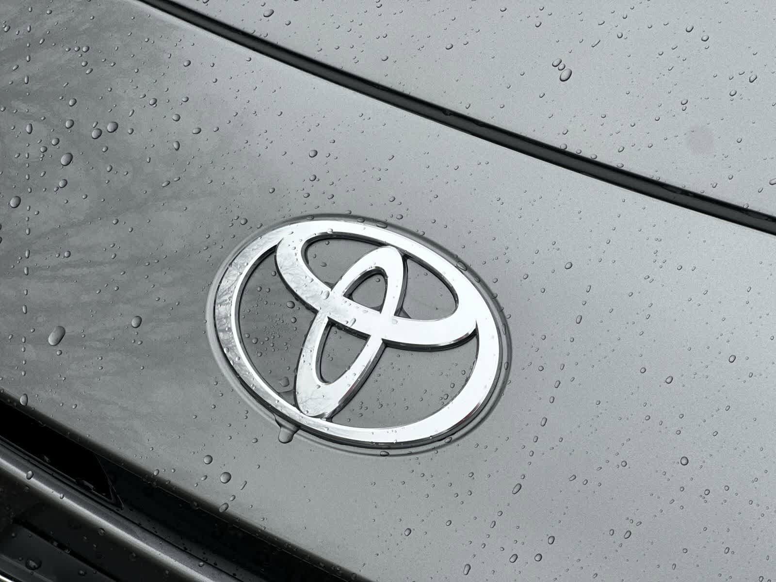 Thumbnail: 2026 Toyota Camry - 13