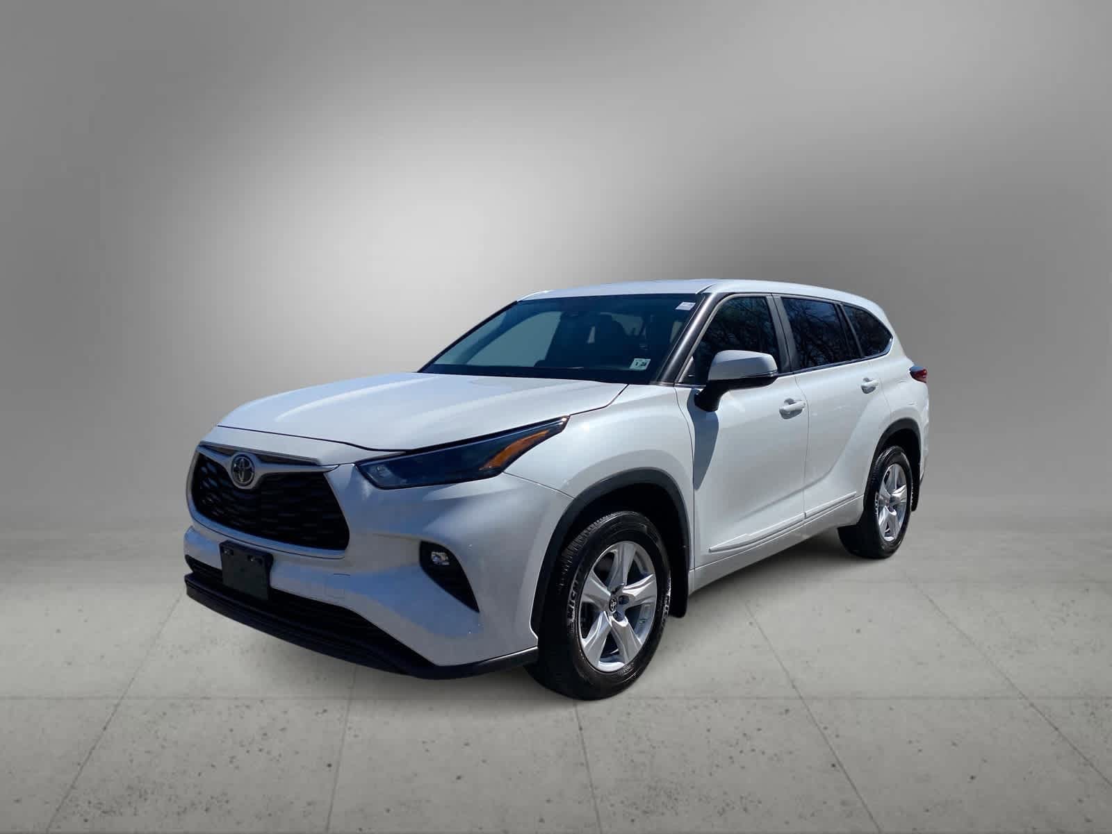 2023 Toyota Highlander LE -
                  Freehold, NJ