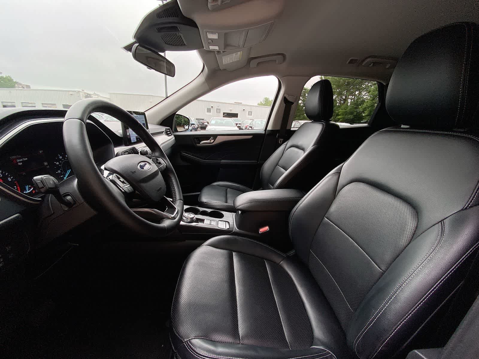2022 Ford Escape SEL - Photo 16