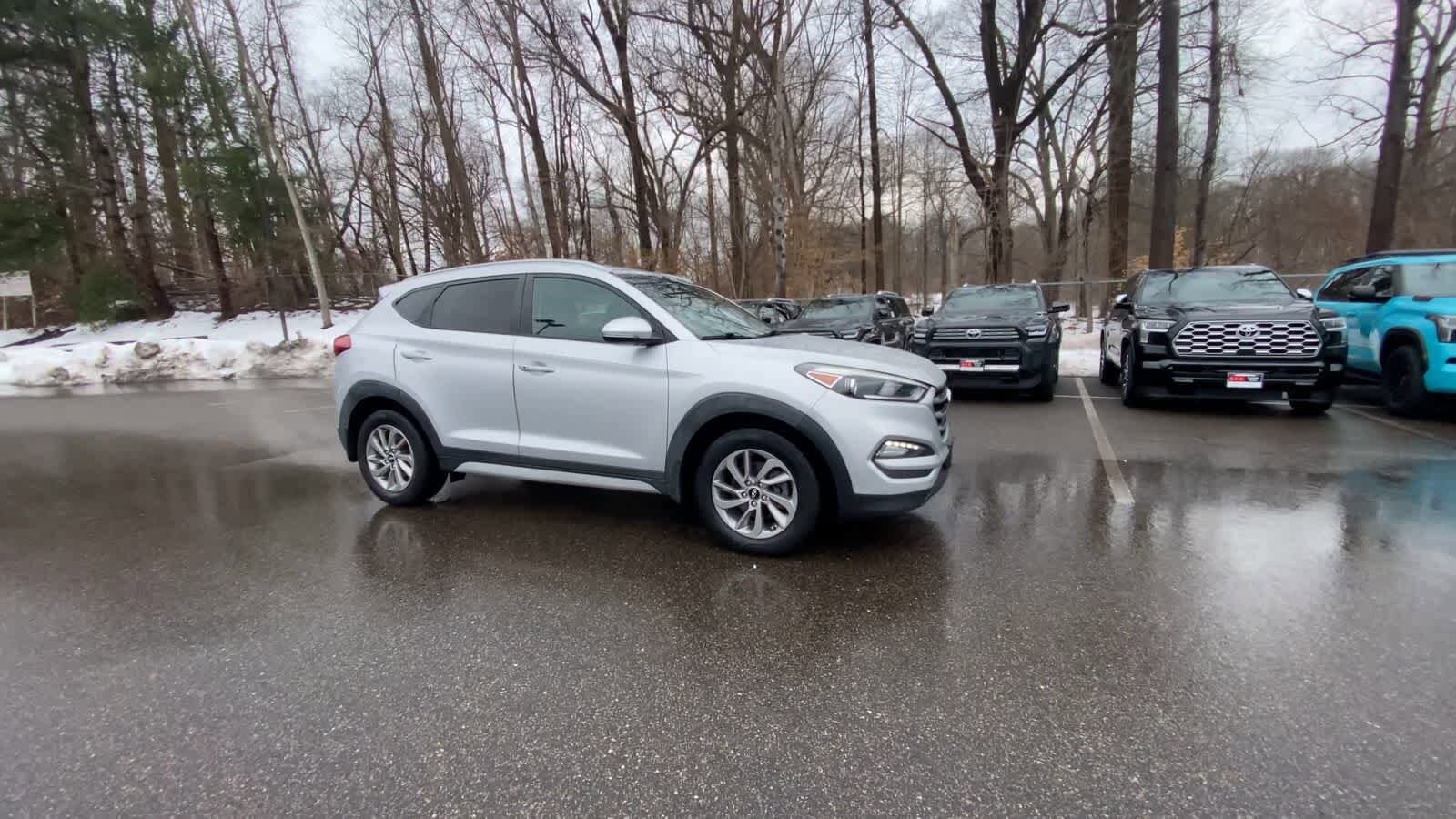 Thumbnail: 2017 Hyundai Tucson - 5