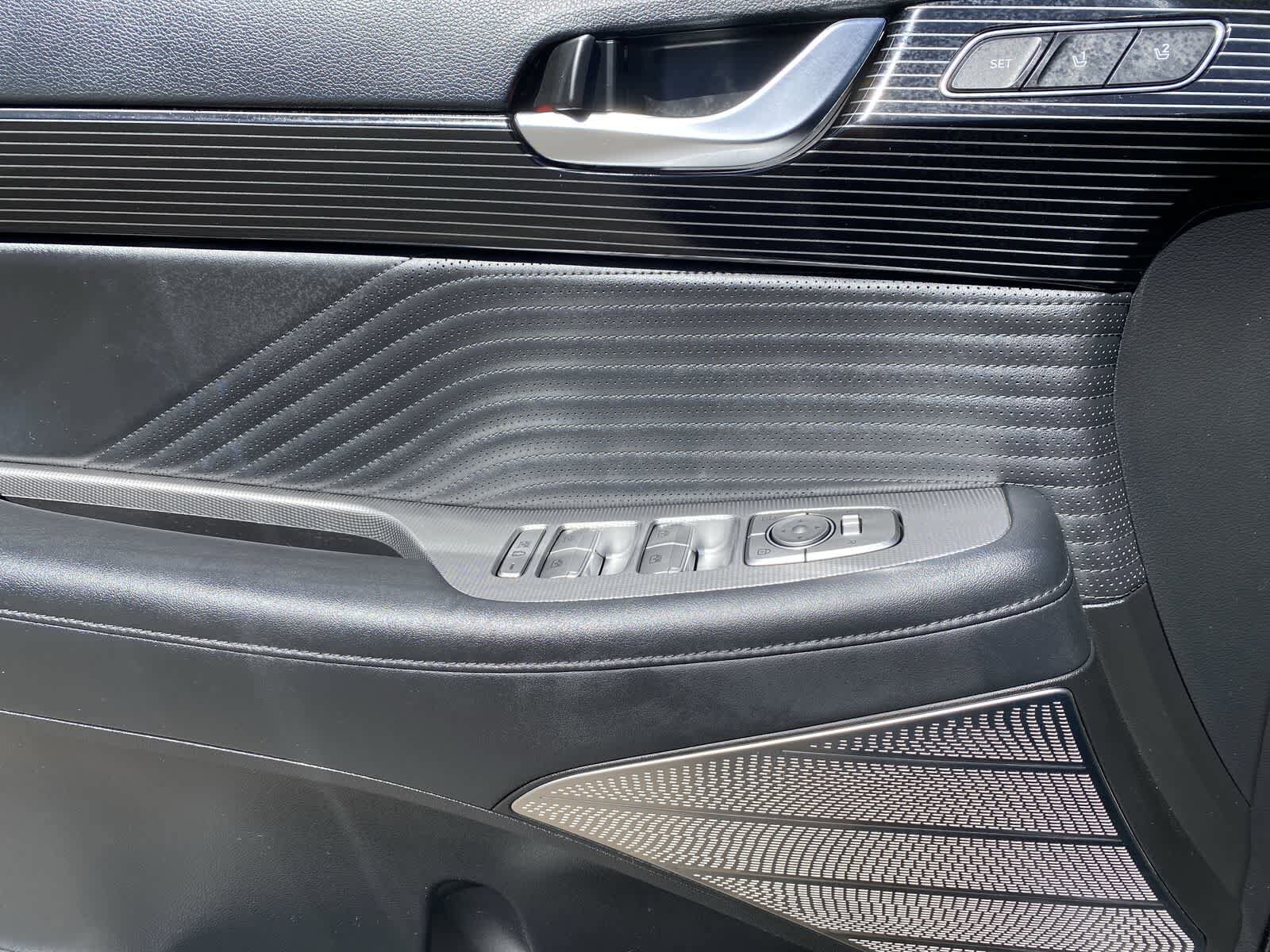 Thumbnail: 2023 Hyundai Palisade - 16