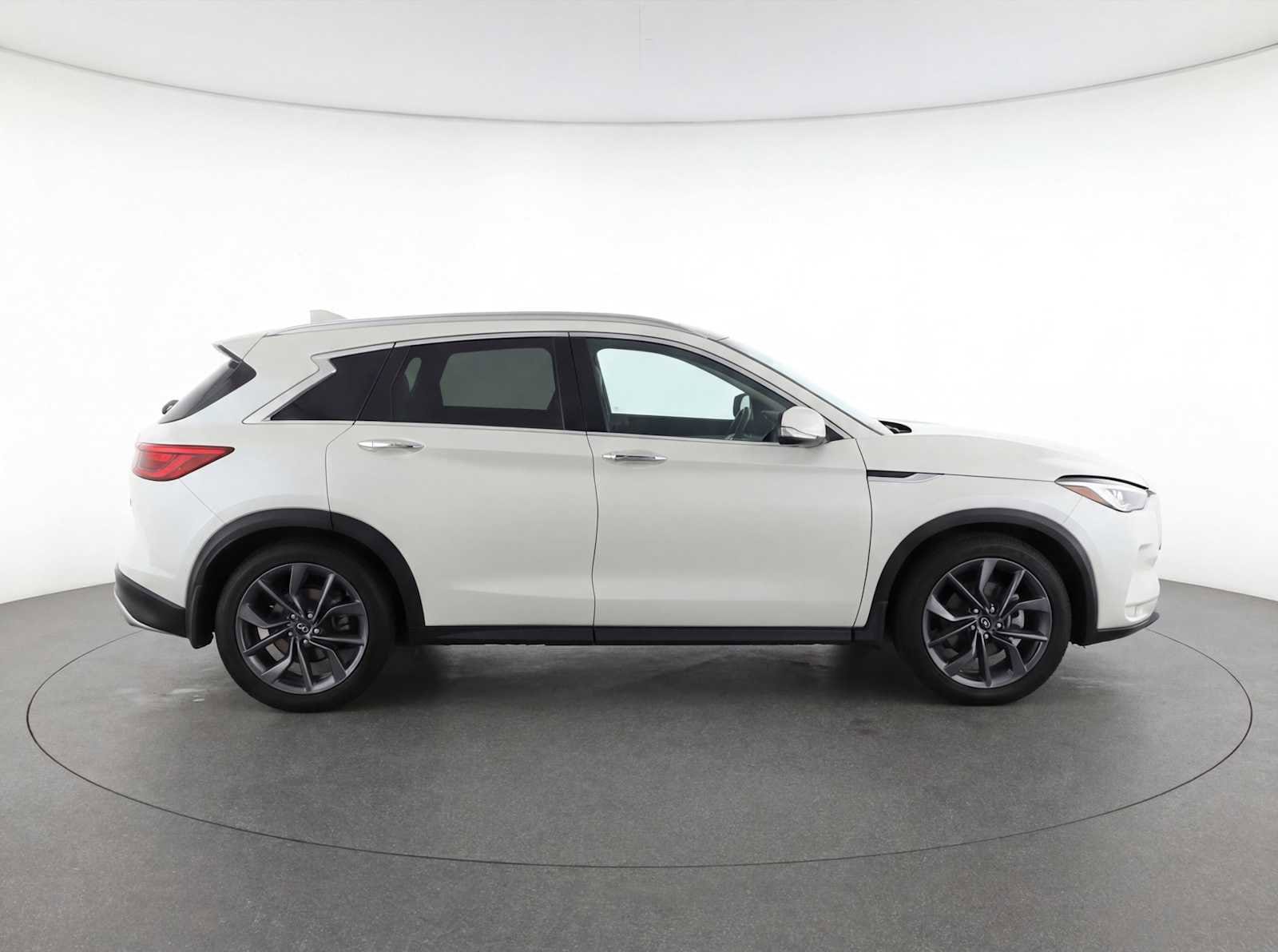 Thumbnail: 2022 INFINITI QX50 - 8