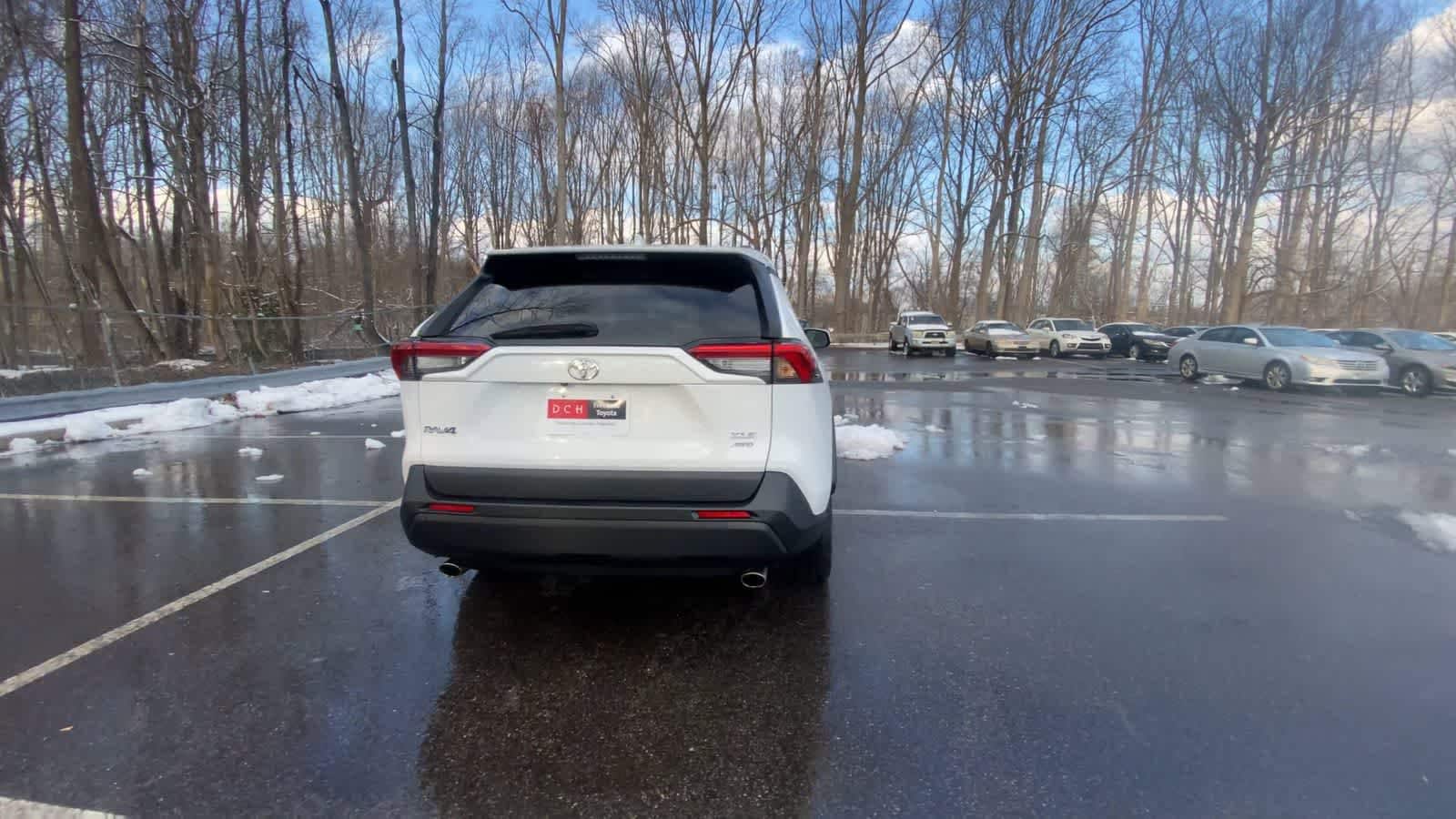 Thumbnail: 2024 Toyota RAV4 - 13