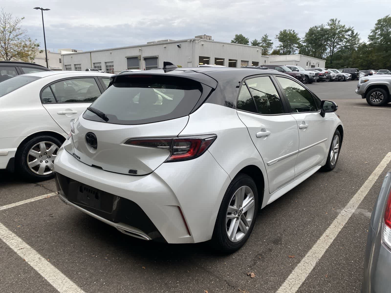 Thumbnail: 2022 Toyota Corolla - 9