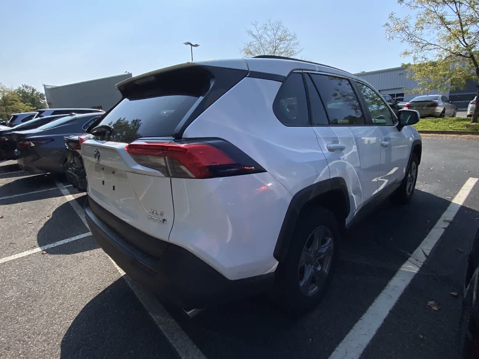 Thumbnail: 2024 Toyota RAV4 - 7