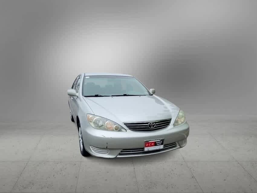 2006 Toyota Camry LE 3