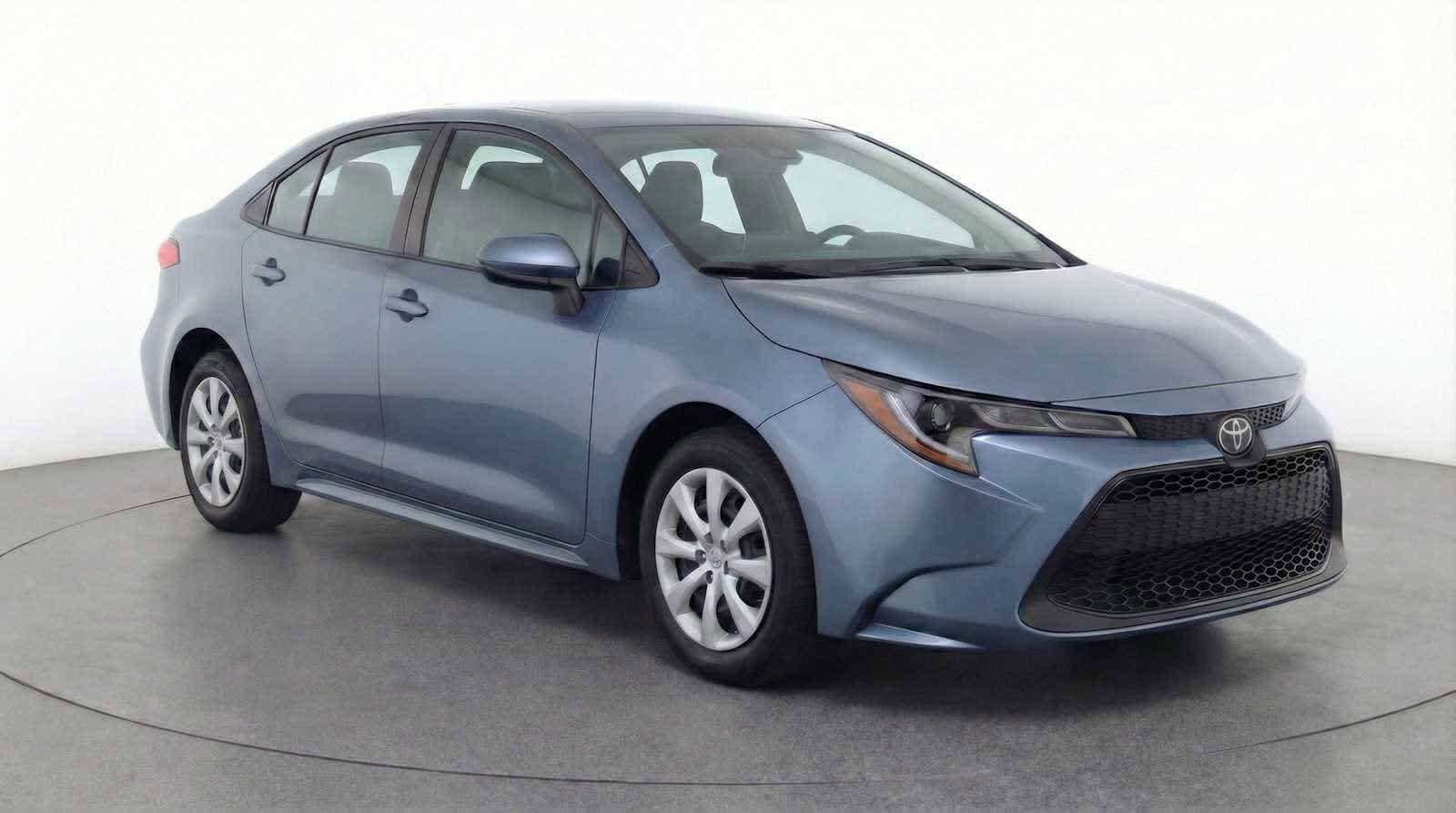 Thumbnail: 2023 Toyota Corolla - 3