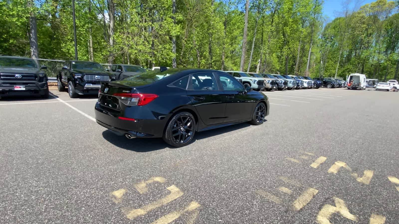 Thumbnail: 2023 Honda Civic - 2