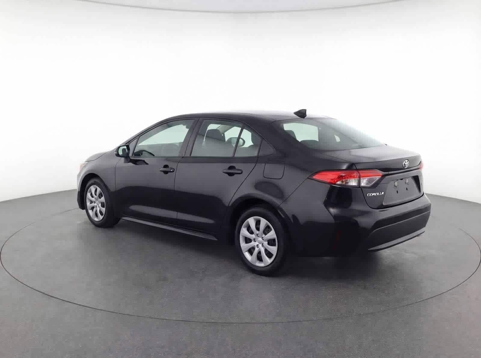 Thumbnail: 2025 Toyota Corolla - 8