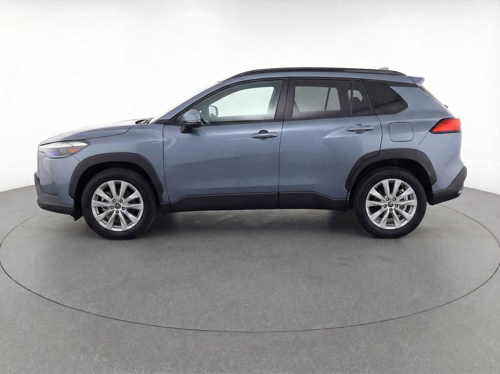 Thumbnail: 2024 Toyota Corolla Cross - 5