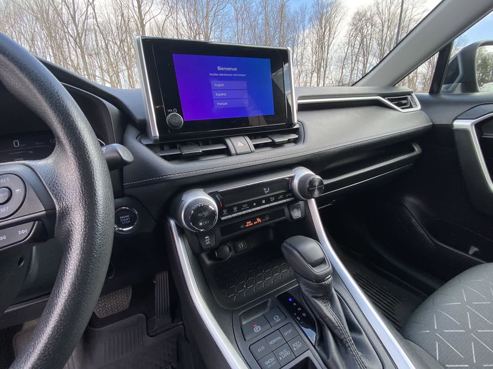 Thumbnail: 2023 Toyota RAV4 - 19