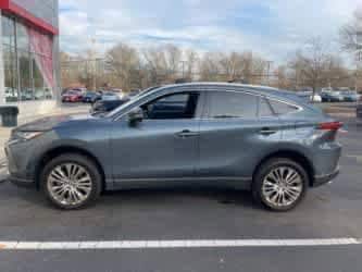 Thumbnail: 2023 Toyota Venza - 6