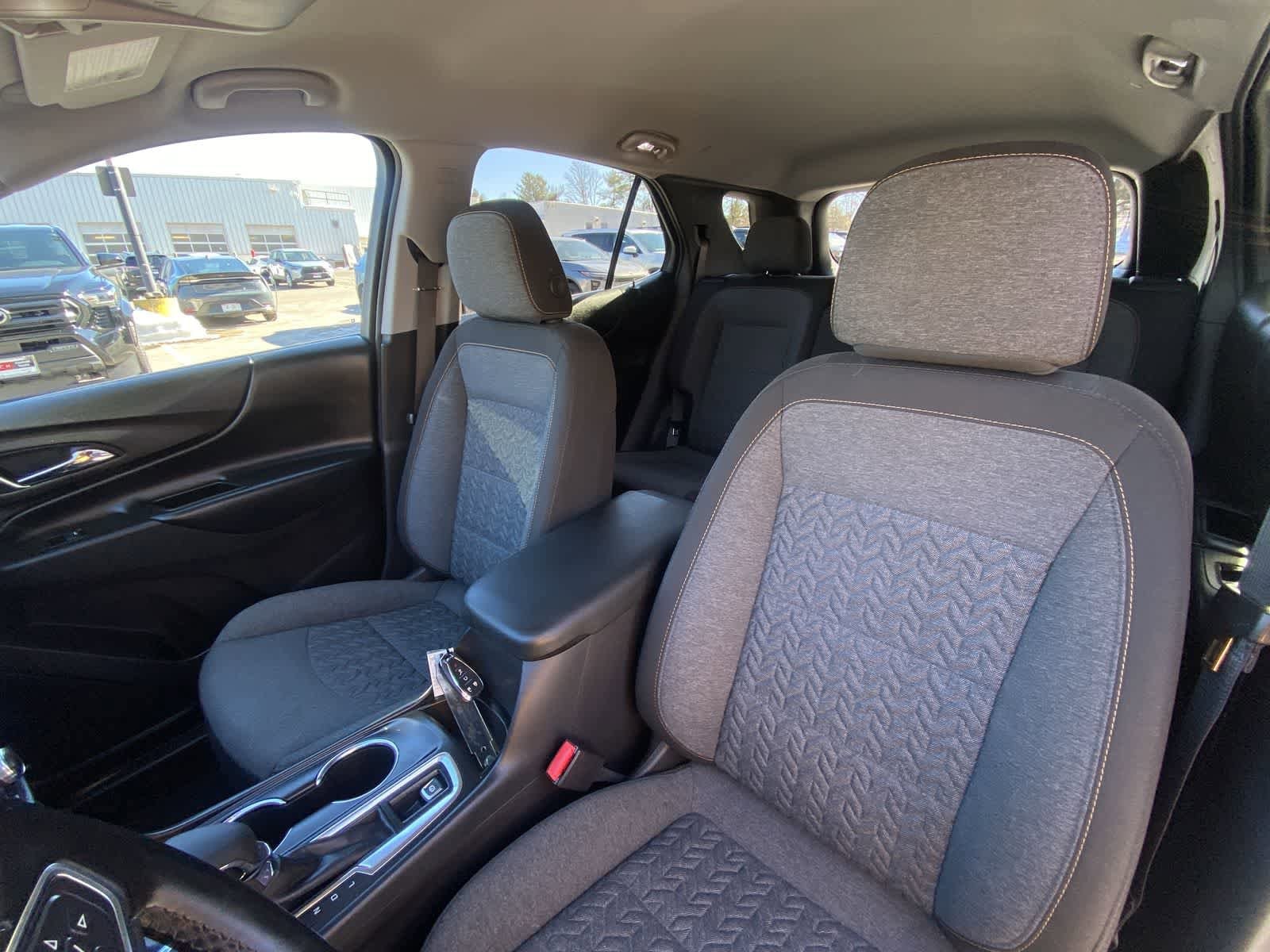 Thumbnail: 2024 Chevrolet Equinox - 24