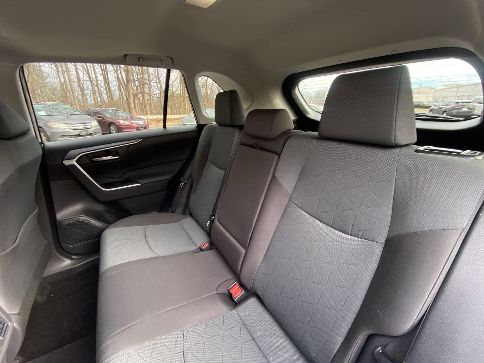 Thumbnail: 2025 Toyota RAV4 - 30