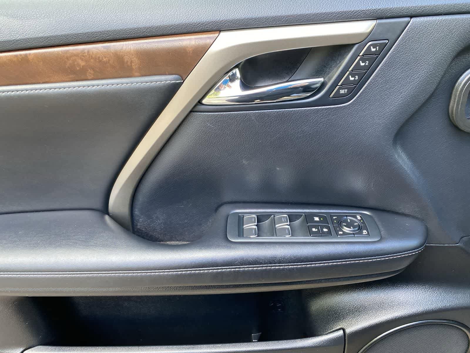 Thumbnail: 2021 Lexus RX - 16