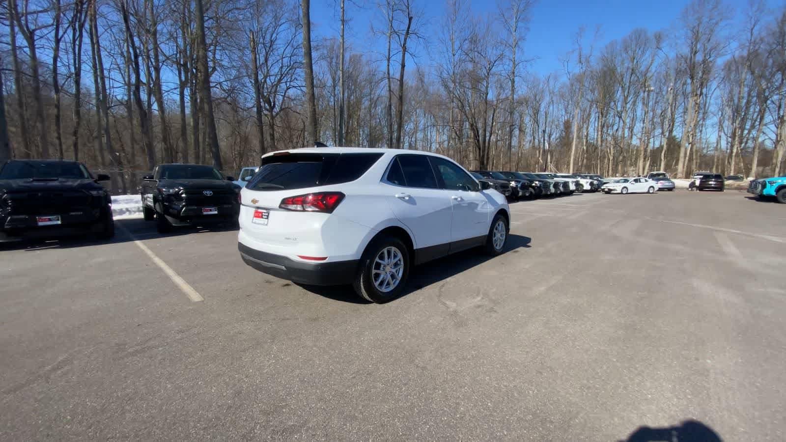 Thumbnail: 2024 Chevrolet Equinox - 15