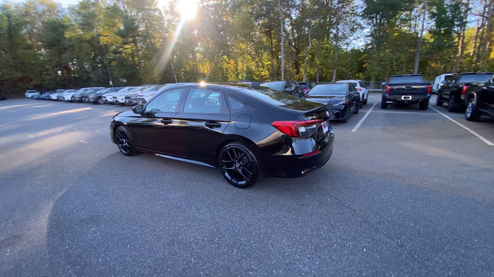 Thumbnail: 2024 Honda Civic - 6