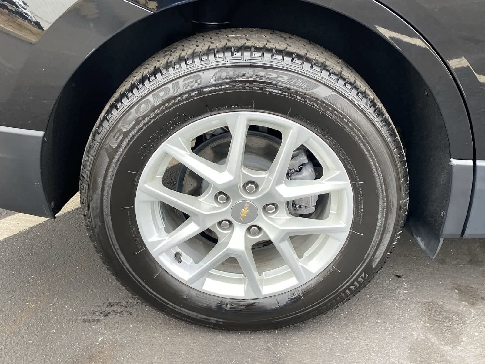 Thumbnail: 2022 Chevrolet Equinox - 18