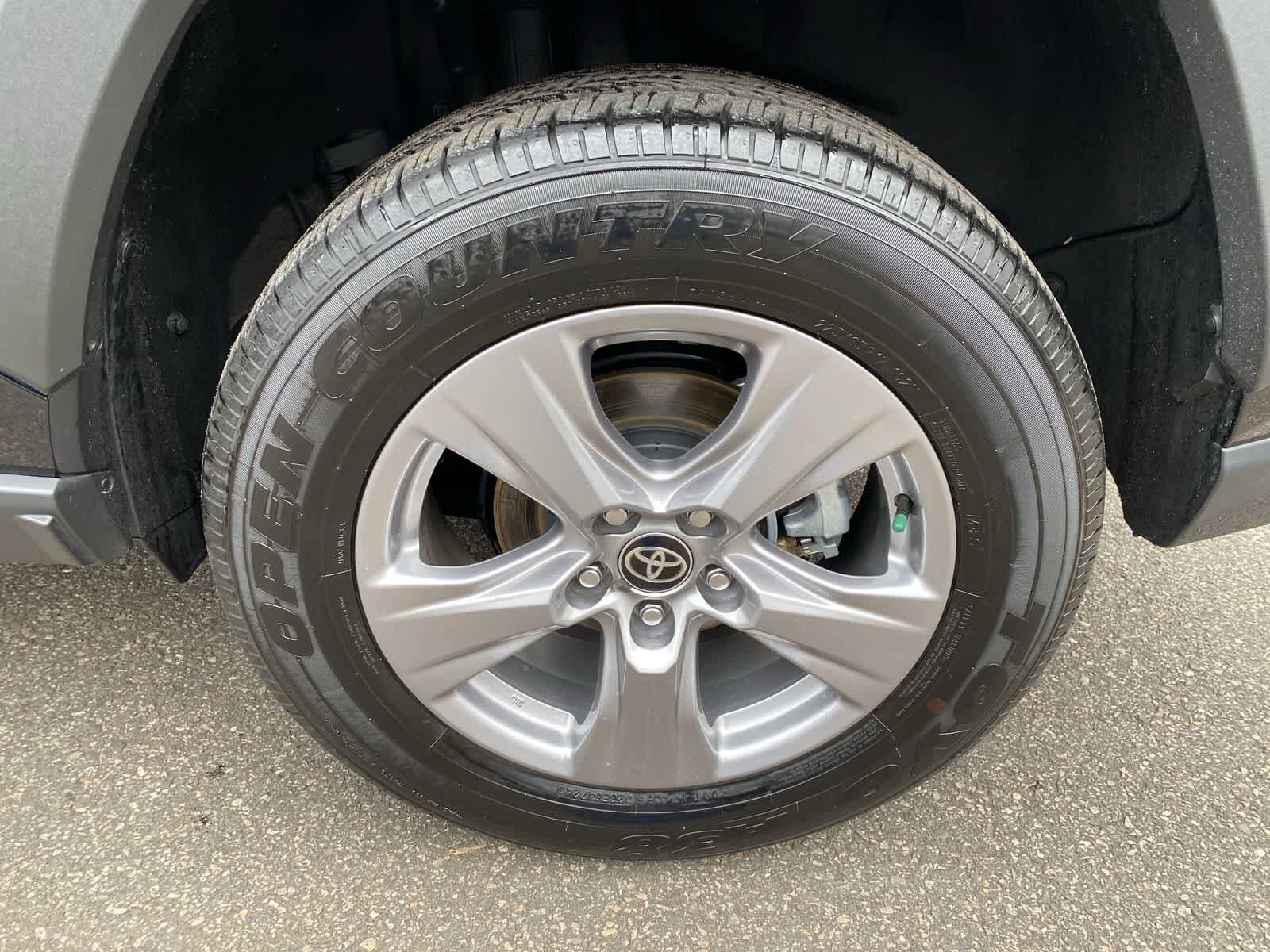 Thumbnail: 2025 Toyota RAV4 - 15