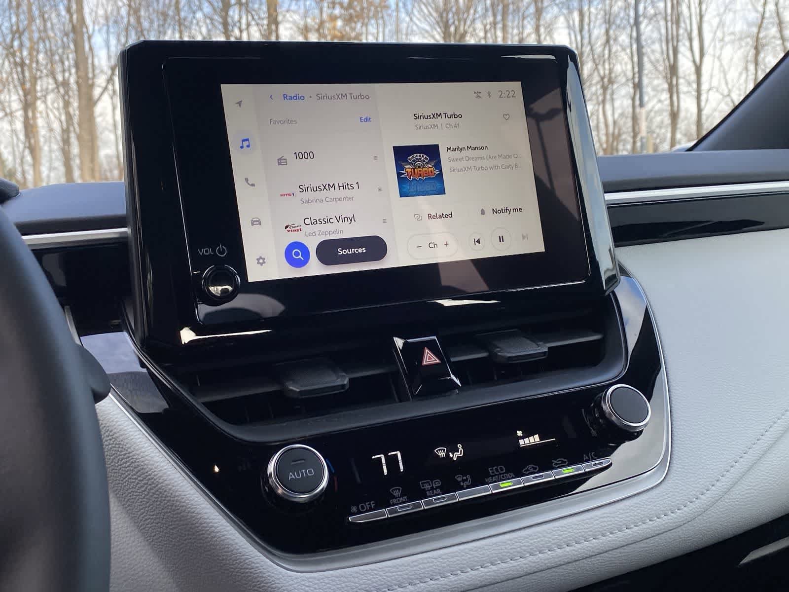 Thumbnail: 2025 Toyota Corolla - 31