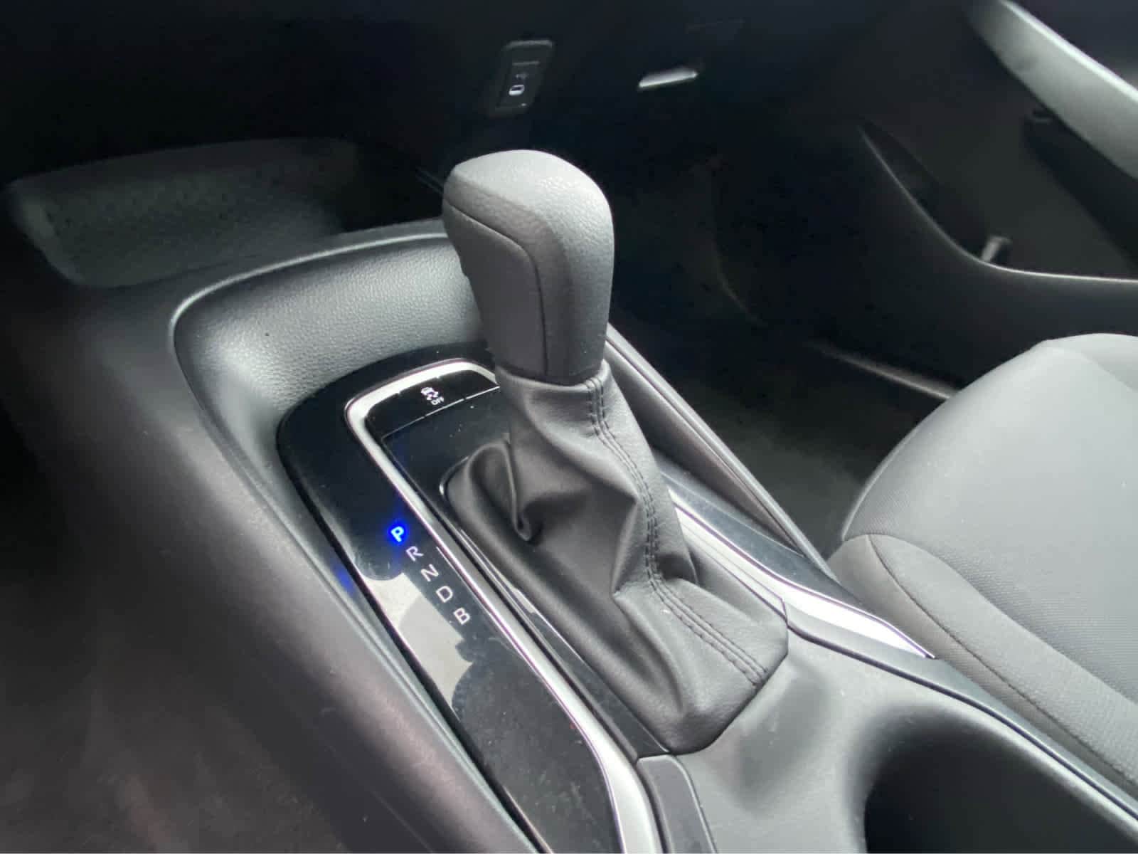 Thumbnail: 2024 Toyota Corolla - 32