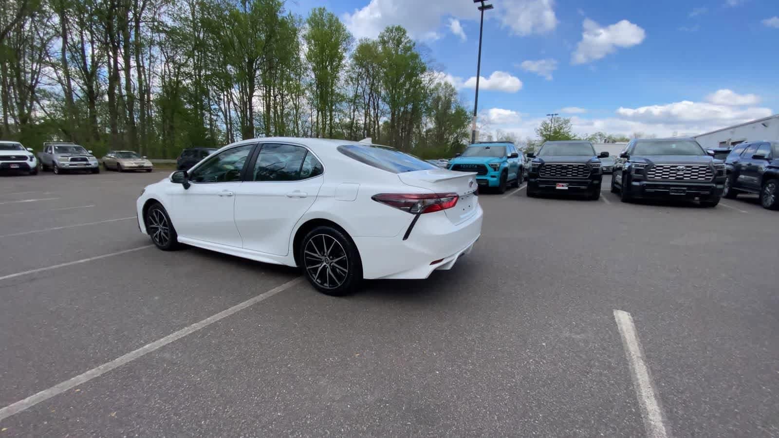 Thumbnail: 2024 Toyota Camry - 6