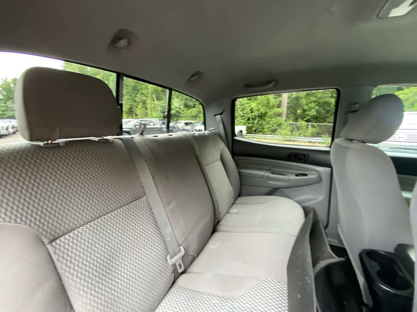 Thumbnail: 2013 Toyota Tacoma - 23