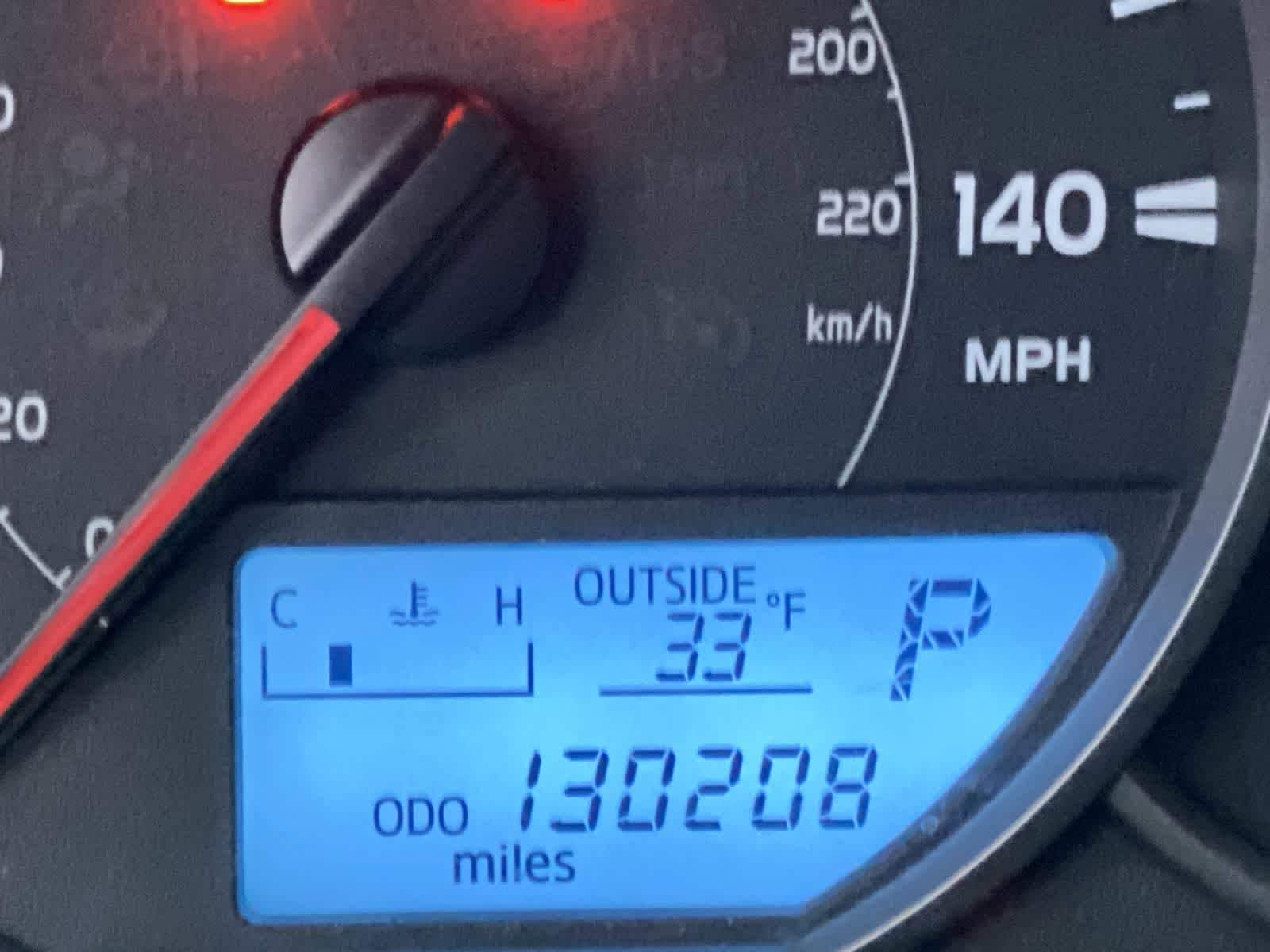 Thumbnail: 2016 Toyota RAV4 - 35