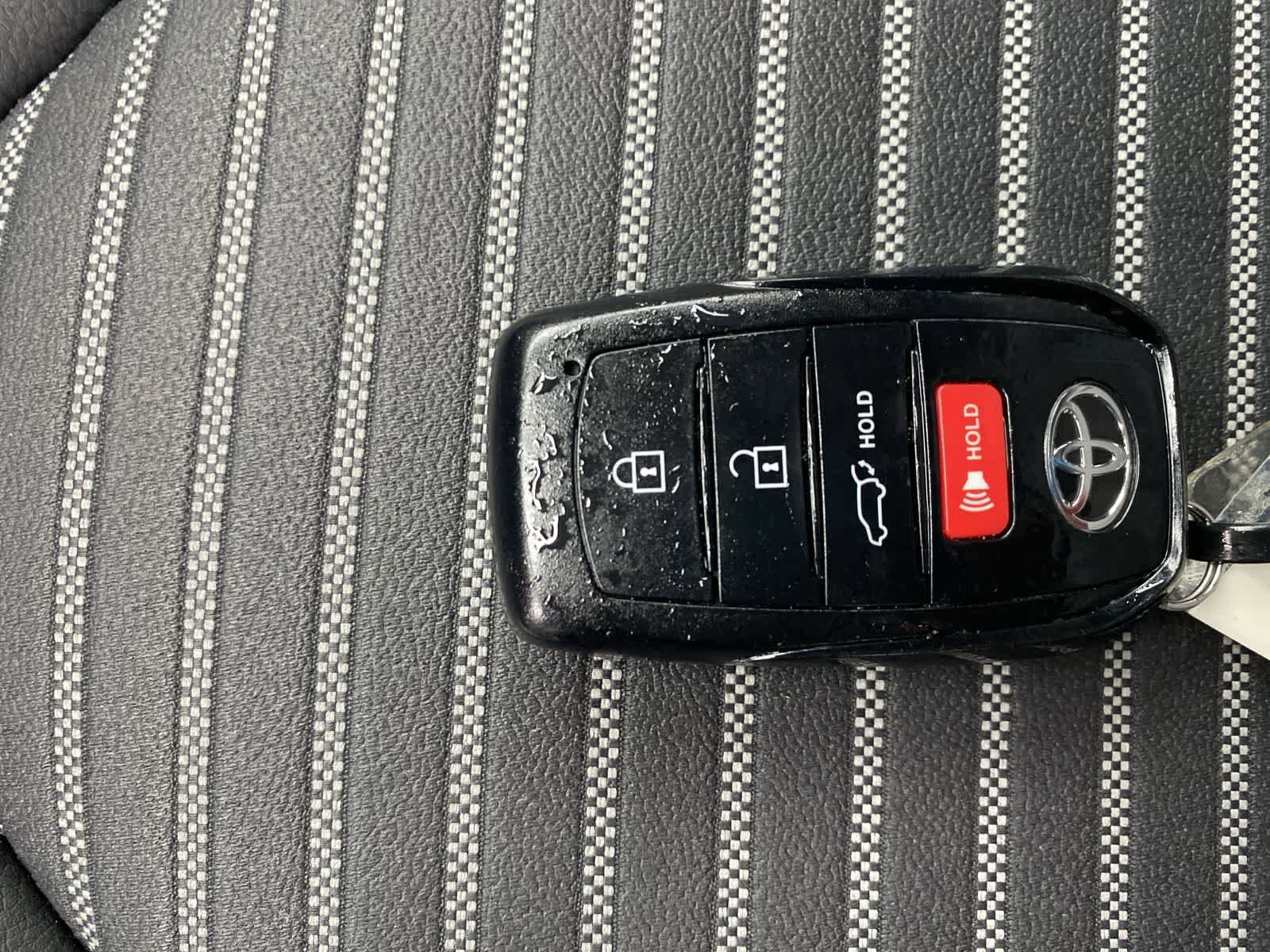 Thumbnail: 2025 Toyota Highlander - 36