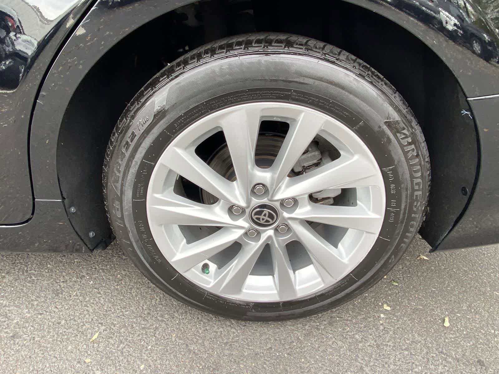 Thumbnail: 2024 Toyota Camry - 12