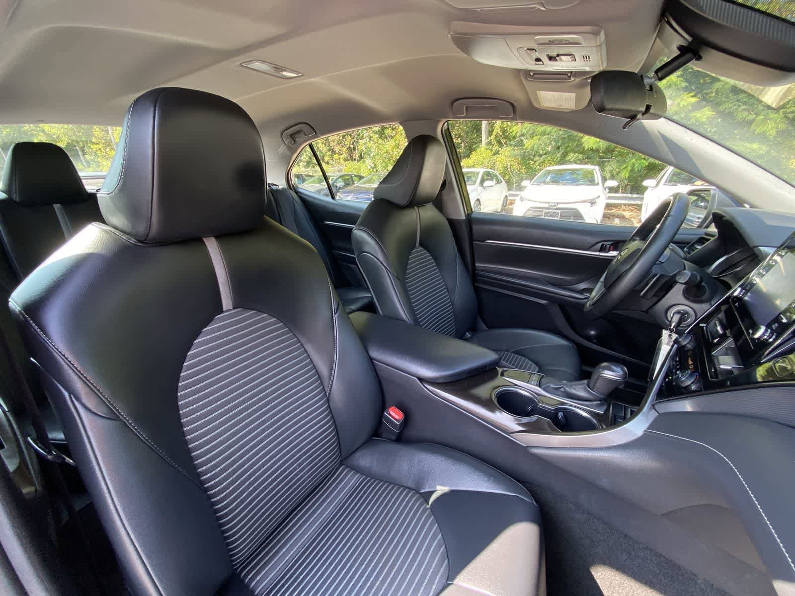 Thumbnail: 2023 Toyota Camry - 21