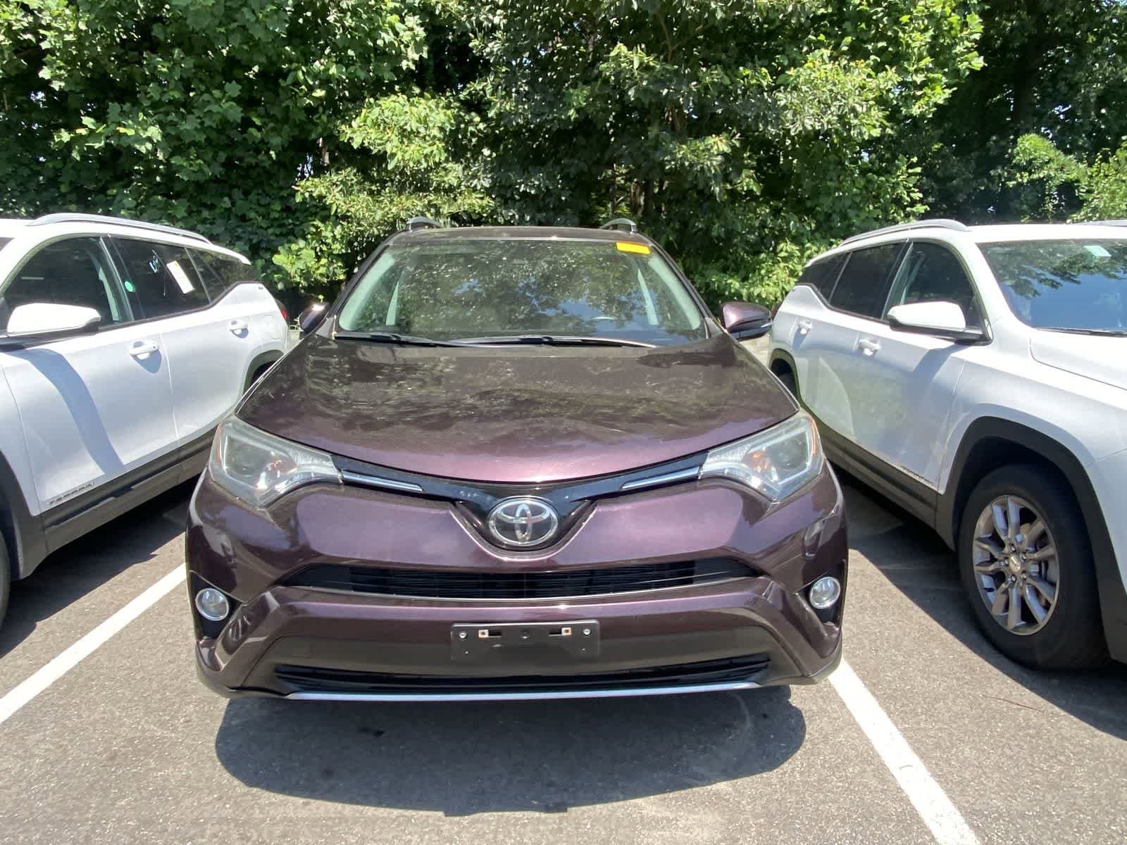 Thumbnail: 2018 Toyota RAV4 - 2