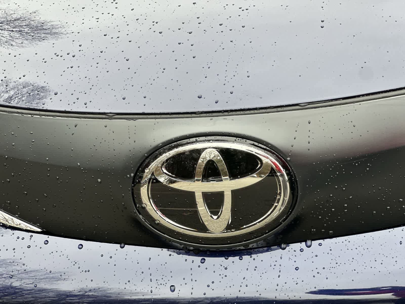 Thumbnail: 2026 Toyota Sienna - 13