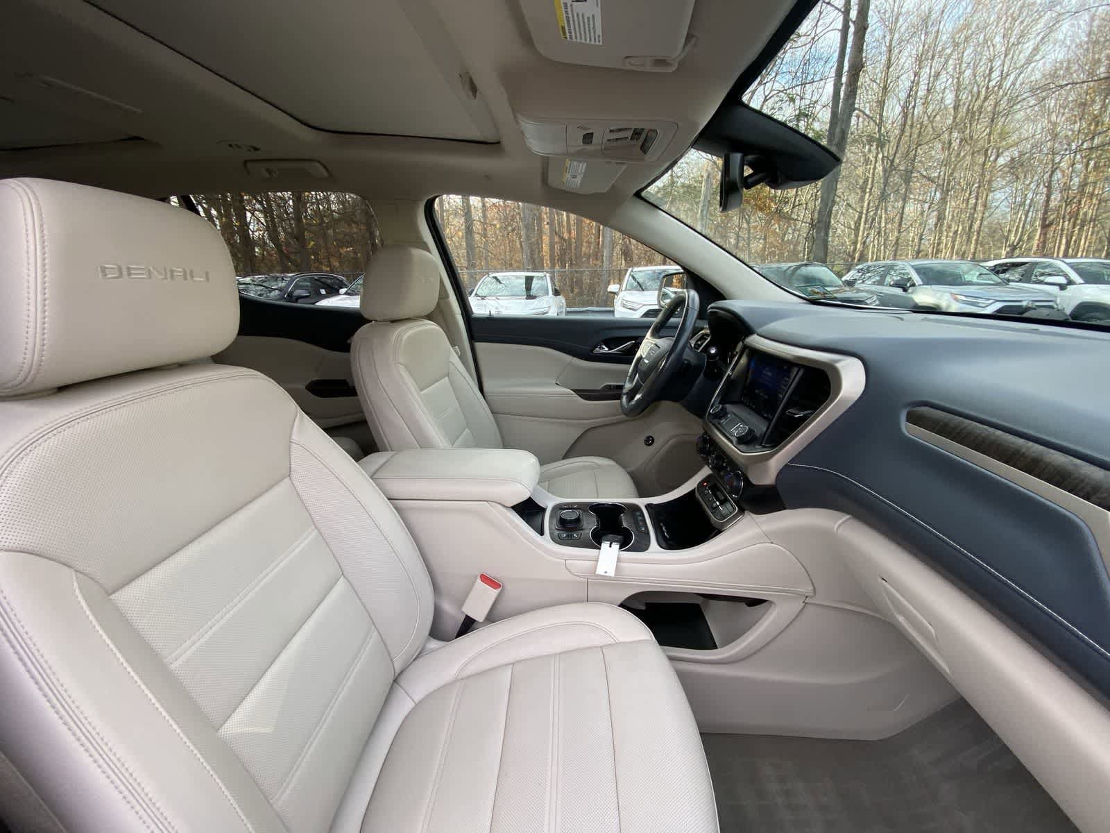 Thumbnail: 2020 GMC Acadia - 28