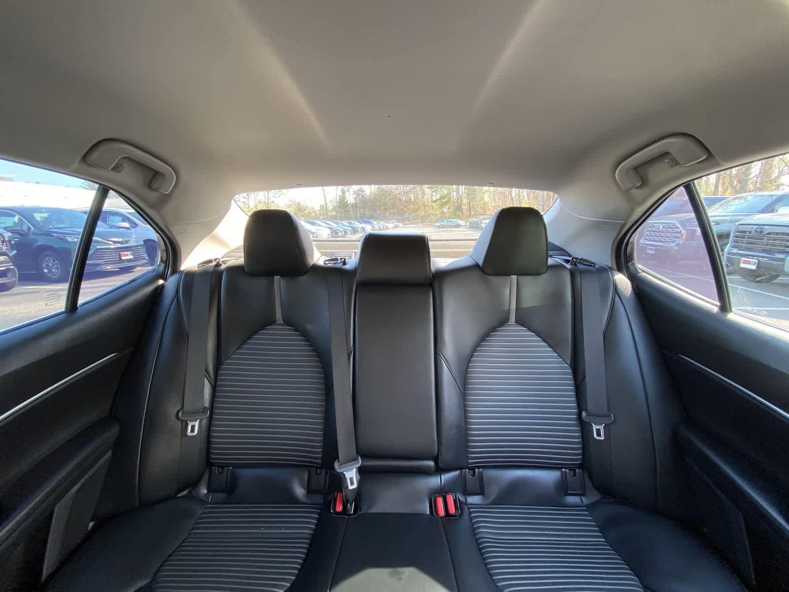 Thumbnail: 2024 Toyota Camry - 32