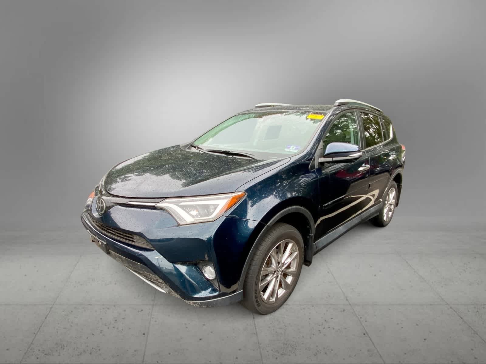 Thumbnail: 2017 Toyota RAV4 - 1