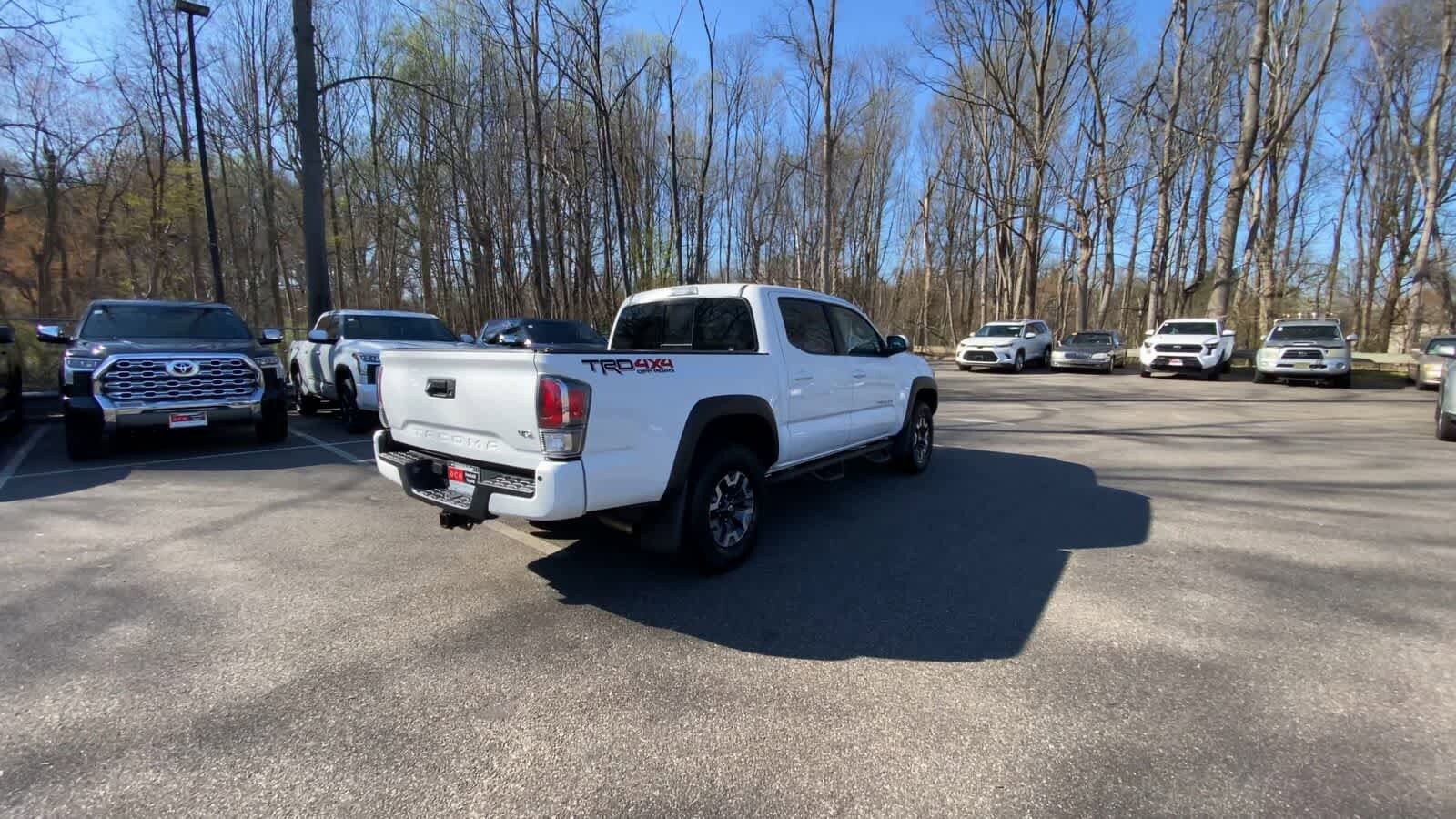 Thumbnail: 2021 Toyota Tacoma - 11