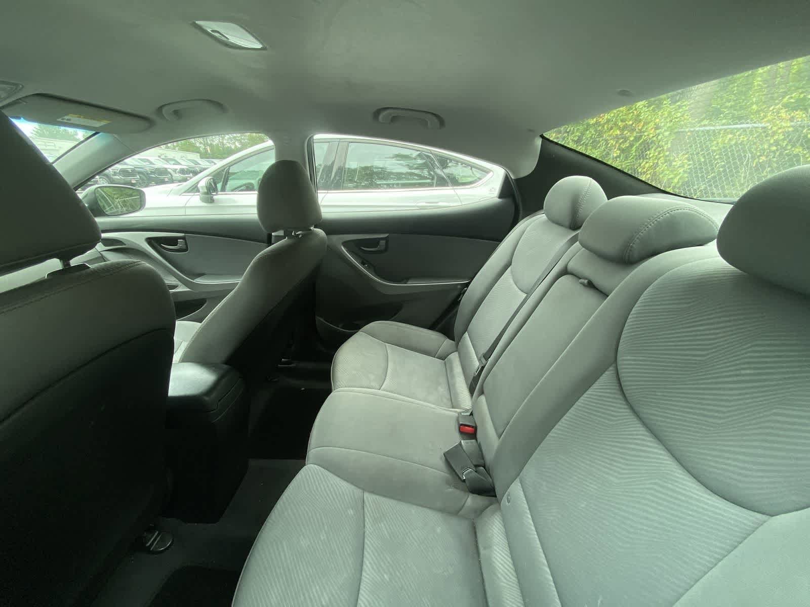 Thumbnail: 2013 Hyundai Elantra - 10