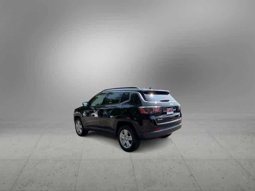 Thumbnail: 2022 Jeep Compass - 8