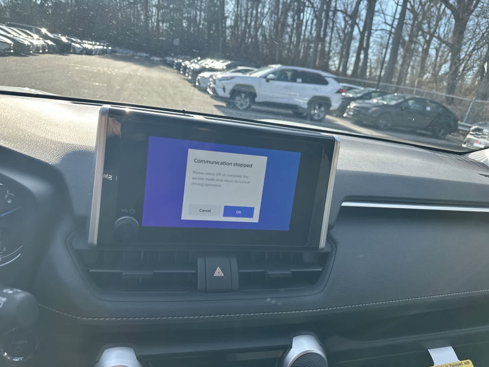 Thumbnail: 2025 Toyota RAV4 - 25