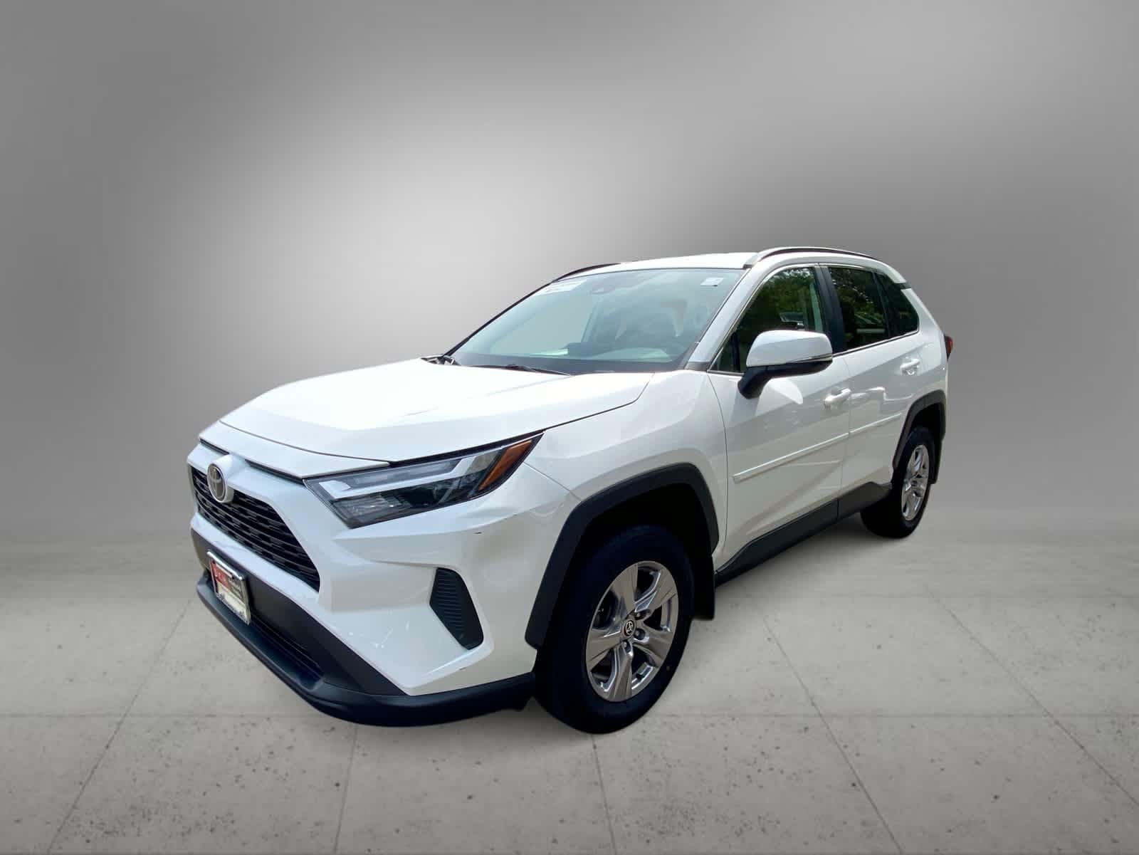 Thumbnail: 2022 Toyota RAV4 - 1