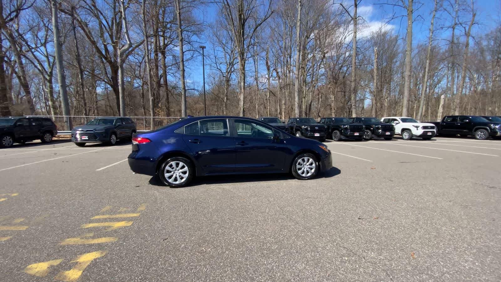 Thumbnail: 2025 Toyota Corolla - 6