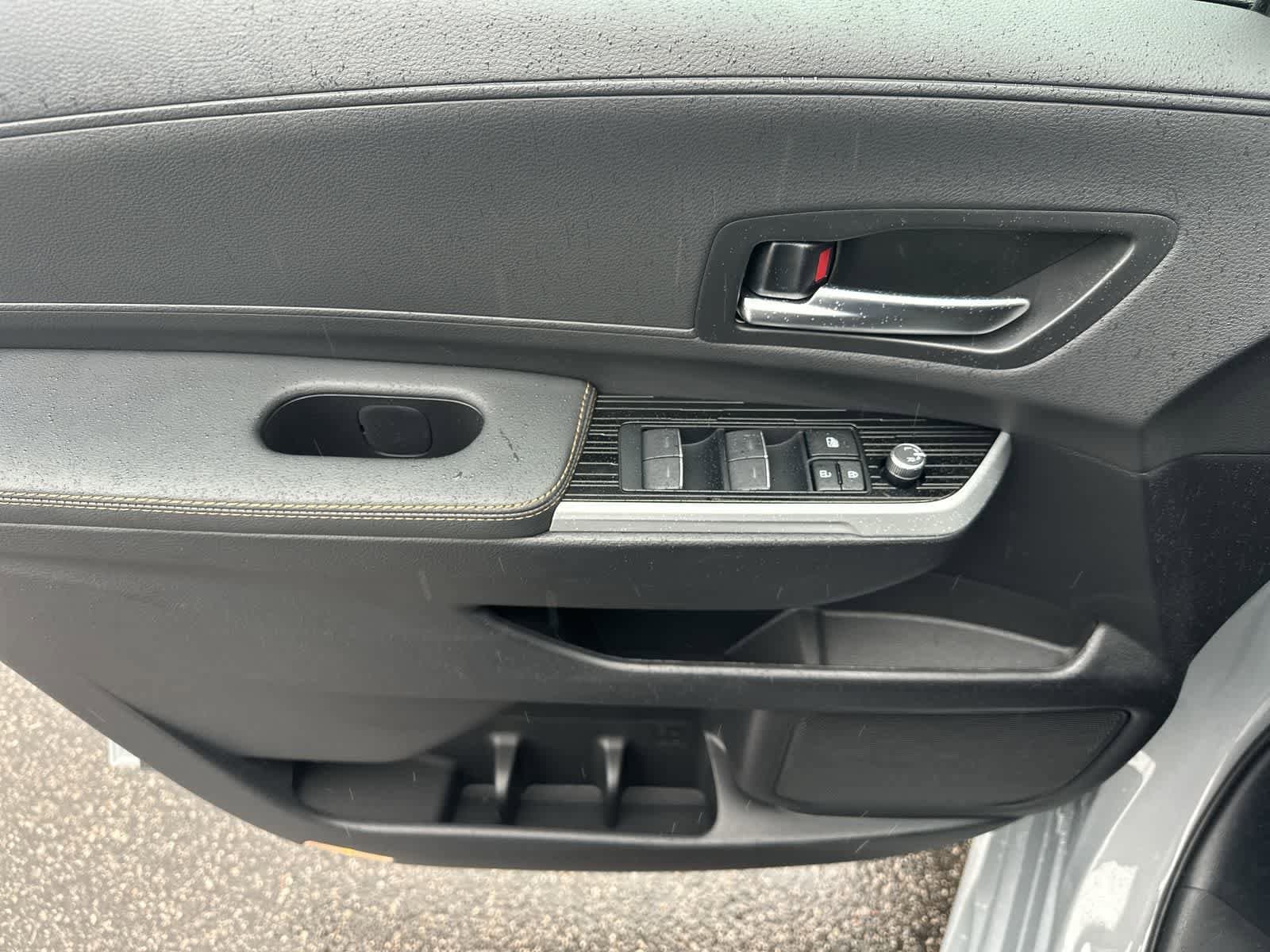 Thumbnail: 2026 Toyota Sienna - 25